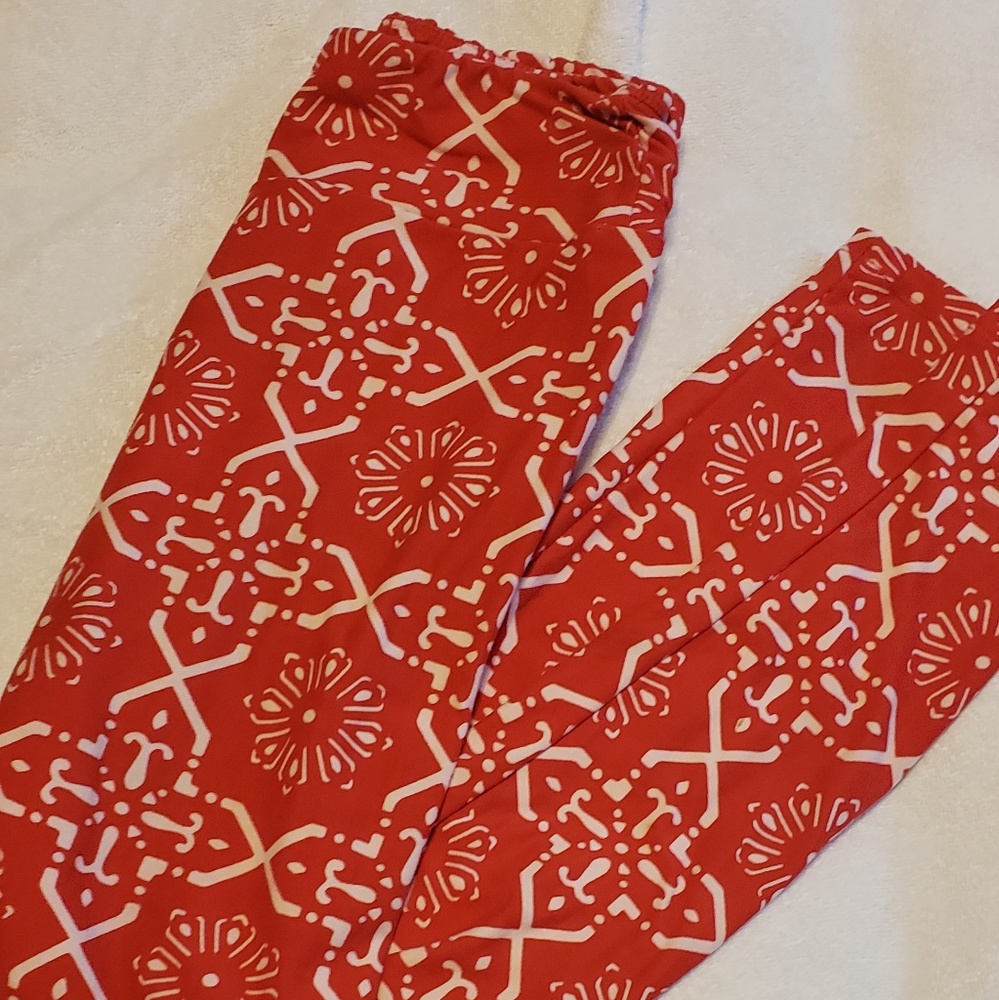 Lularoe OS Christmas leggings Like New